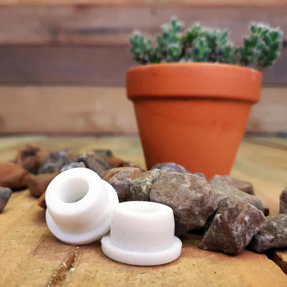 Top Hat Airlock Grommet_White
